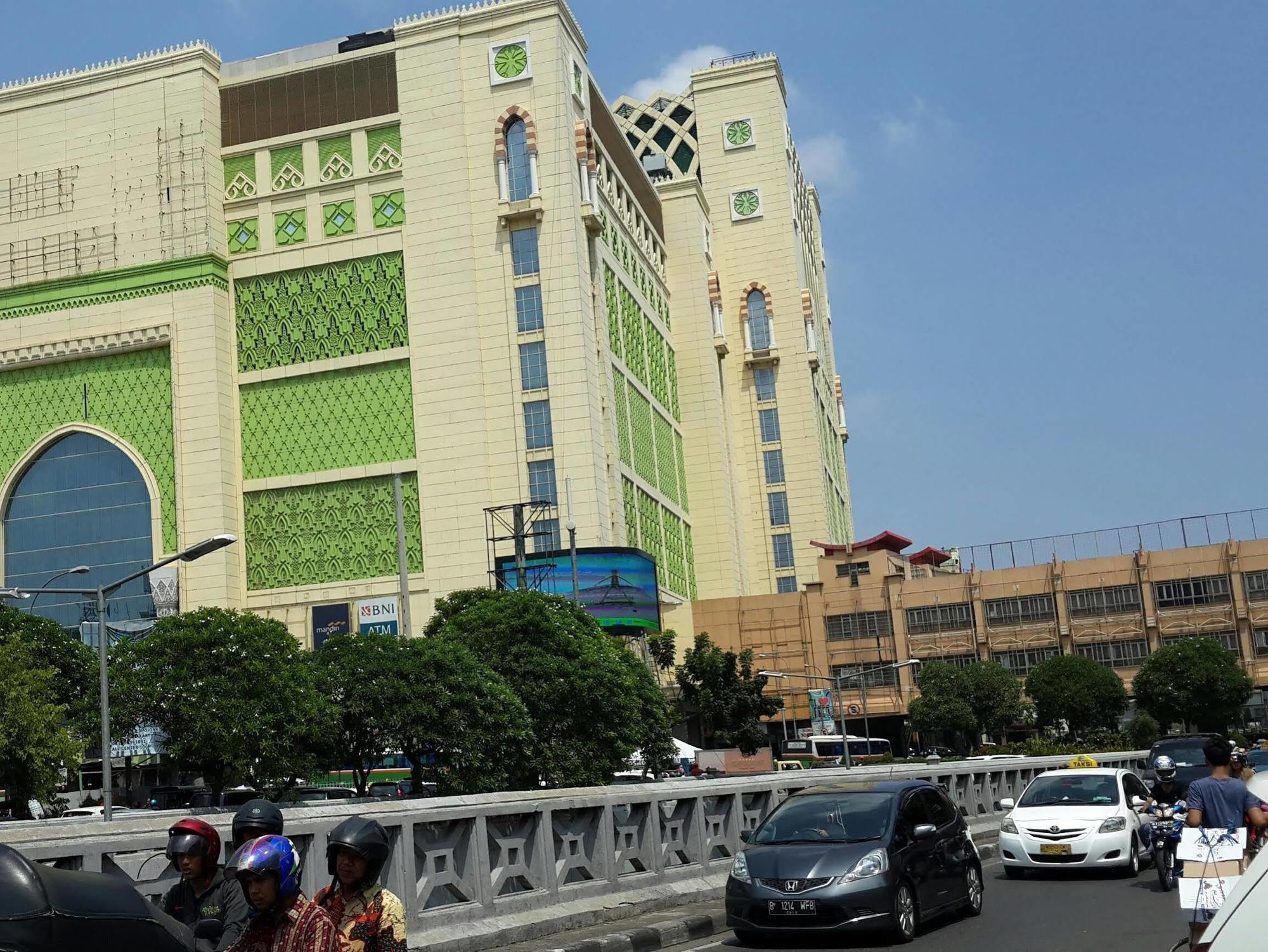 Ihome Residence Jakarta Exteriör bild